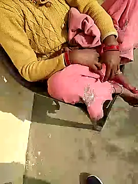 Snapshot of Hot_couple96 chatting on 12-02-25, 04:25 Hot couple96 online show from 12-02-25, 04:25