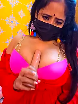 Snapshot of Hot-Haney77 chatting on 01-09-26, 05:31 Hot-Haney77 online show from 01-09-26, 05:31