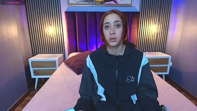 Ariana collinss online show from 02-05-26, 12:01