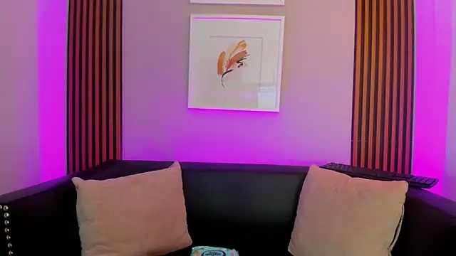 Ariana collinss online show from 05-29-26, 12:33