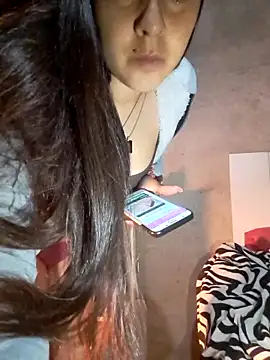 Snapshot of Estefanny_Lolyy chatting on 03-22-26, 03:54 Estefanny Lolyy online show from 03-22-26, 03:54