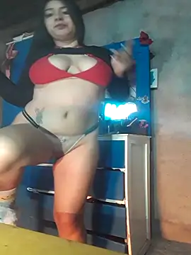 Snapshot of Estefanny_Lolyy chatting on 05-18-26, 03:28 Estefanny Lolyy online show from 05-18-26, 03:28