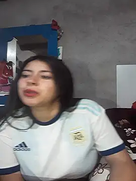 Snapshot of Estefanny_Lolyy chatting on 07-08-26, 01:30 Estefanny Lolyy online show from 07-08-26, 01:30