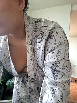 adele 69 online show from 12-05-25, 03:54