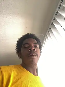 Snapshot of JaHavin- chatting on 04-15-26, 02:43 JaHavin- online show from 04-15-26, 02:43