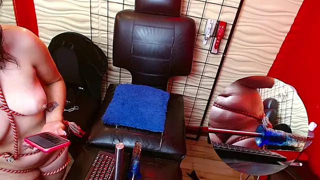 painwithoutpity online show from 12-19-25, 12:51