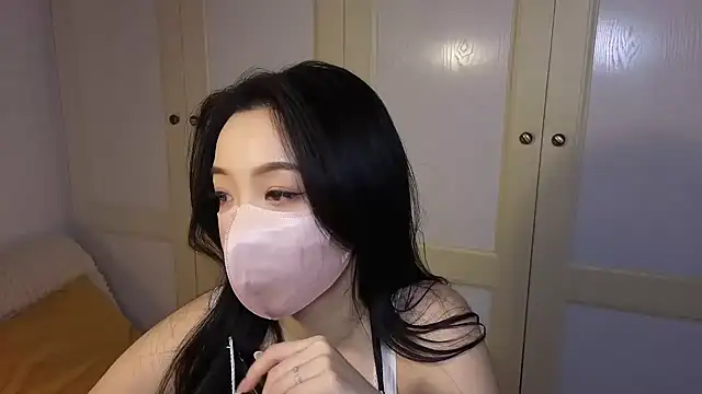 nayomi 34f online show from 12-16-25, 11:03