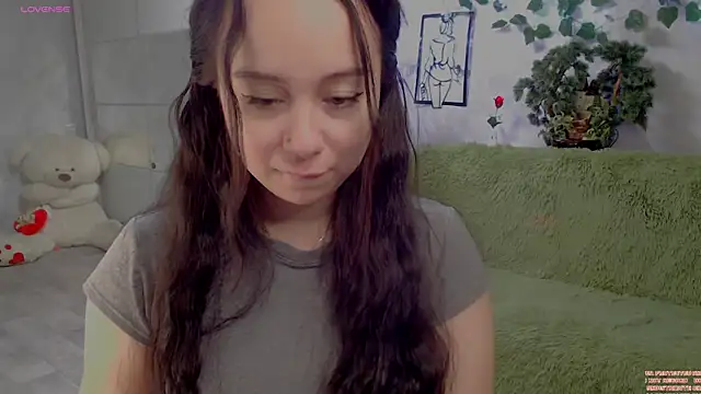Snapshot of AlinaEleven chatting on 07-24-26, 10:06 AlinaEleven online show from 07-24-26, 10:06