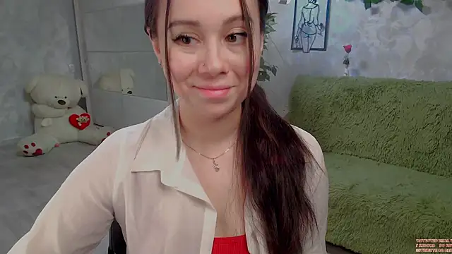 Snapshot of AlinaEleven chatting on 06-26-26, 09:20 AlinaEleven online show from 06-26-26, 09:20