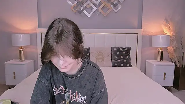 YONA WINK online show from 03-14-26, 08:15