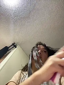 Snapshot of Engell_fire chatting on 12-16-25, 11:47 Engell fire online show from 12-16-25, 11:47