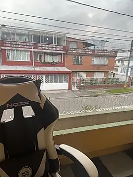 Snapshot of Engell_fire chatting on 12-03-25, 10:58 Engell fire online show from 12-03-25, 10:58