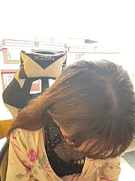 Snapshot of Engell_fire chatting on 12-19-25, 11:23 Engell fire online show from 12-19-25, 11:23