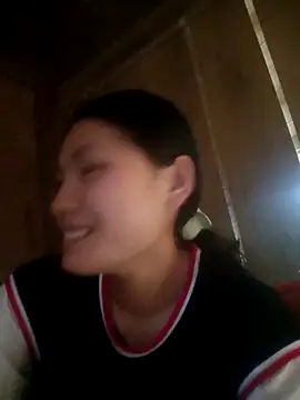 Hilary-123 online show from 04-17-26, 01:08