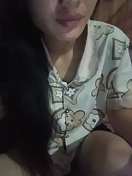 Snapshot of Hilary-123 chatting on 07-15-26, 10:28 Hilary-123 online show from 07-15-26, 10:28