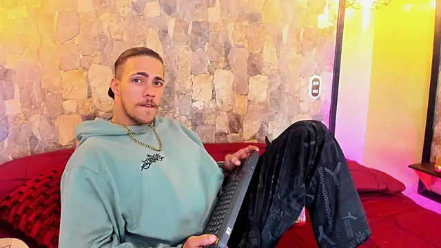 PatrickS25 online show from 02-27-26, 04:12