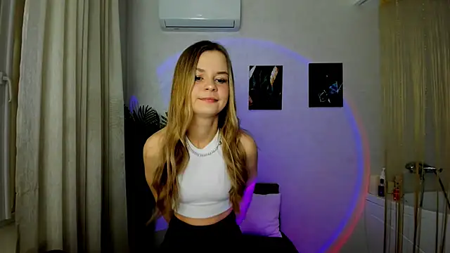 MidnighteAura online show from 01-16-26, 03:32