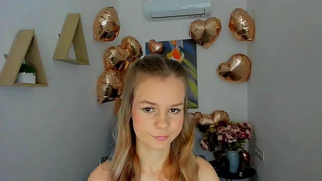 MidnighteAura online show from 02-12-26, 11:21