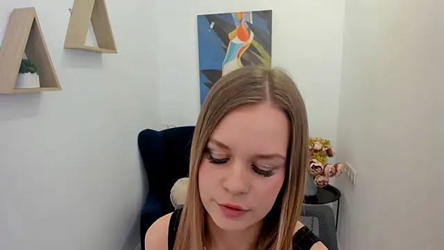 MidnighteAura online show from 03-17-26, 08:01