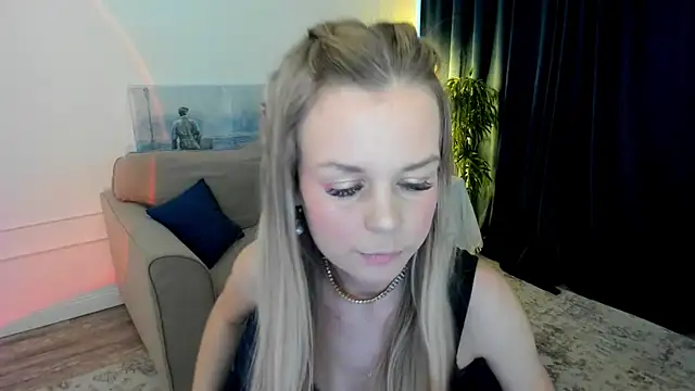 MidnighteAura online show from 05-20-26, 11:29