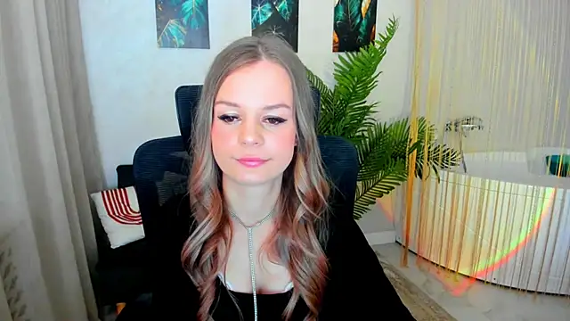 MidnighteAura online show from 04-08-26, 07:48