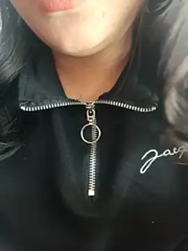 poojababydoll online show from 12-18-25, 08:30
