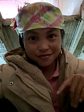 Snapshot of Lilik2 chatting on 12-14-25, 08:09 Lilik2 online show from 12-14-25, 08:09