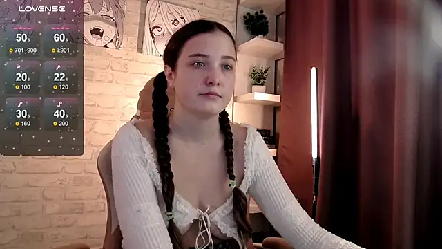 Snapshot of Matha_Spring chatting on 12-17-25, 11:15 Matha Spring online show from 12-17-25, 11:15