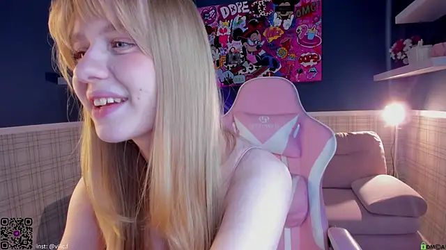 Victori Fox online show from 07-20-26, 12:51