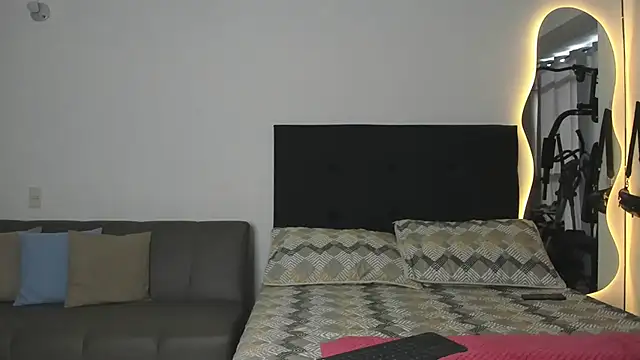 IrisFit online show from 06-15-26, 01:00