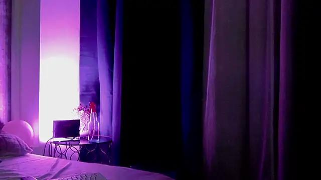 LucyRayy online show from 02-28-26, 07:46