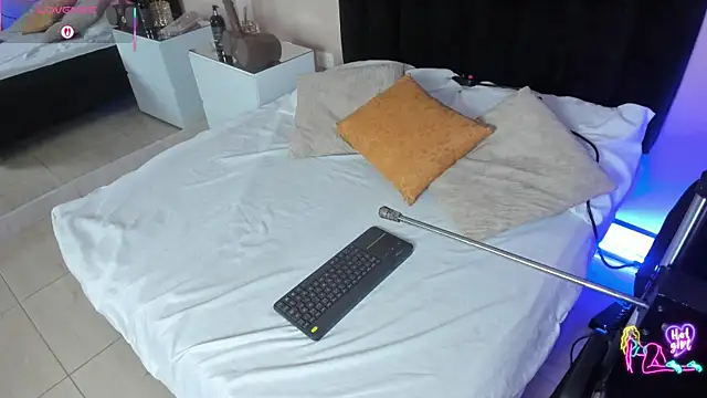 kaylaa sex online show from 05-06-26, 12:53