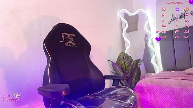 Snapshot of CHEERRY_TAY1 chatting on 02-12-26, 07:13 CHEERRY TAY1 online show from 02-12-26, 07:13