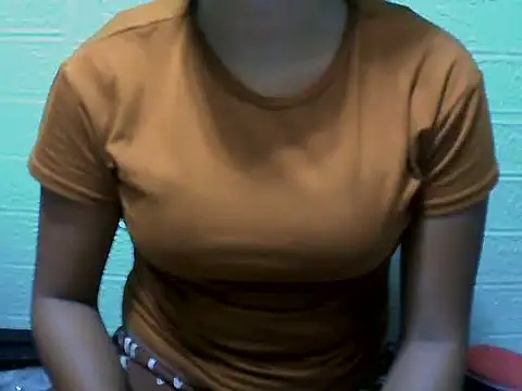 Snapshot of cummingwhore69 chatting on 06-08-26, 02:23 cummingwhore69 online show from 06-08-26, 02:23