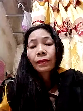 Snapshot of Cool-iponk chatting on 12-15-25, 01:28 Cool-iponk online show from 12-15-25, 01:28