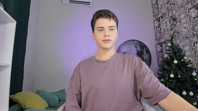 Olie Sparkle online show from 12-15-25, 09:42