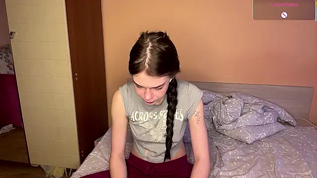 ElliRusk online show from 03-05-26, 05:15