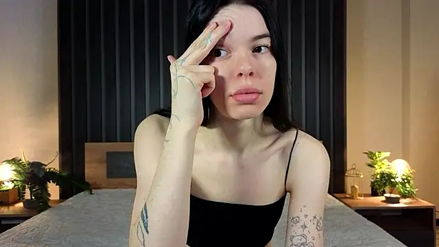 MaiPeng online show from 02-28-26, 04:23