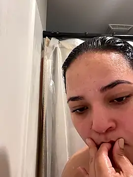 Sexymamalatina20 online show from 04-24-26, 06:21