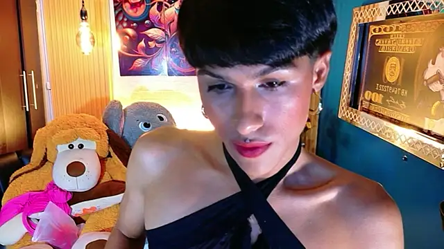 Snapshot of StormLuxX chatting on 04-19-26, 06:10 StormLuxX online show from 04-19-26, 06:10