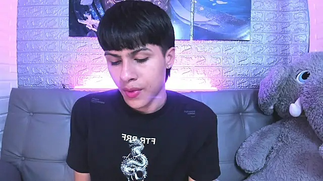 Snapshot of StormLuxX chatting on 02-23-26, 08:42 StormLuxX online show from 02-23-26, 08:42