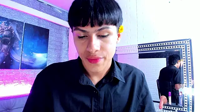 Snapshot of StormLuxX chatting on 02-21-26, 05:26 StormLuxX online show from 02-21-26, 05:26