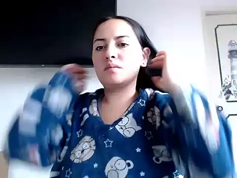 MisNicol online show from 04-09-26, 12:00