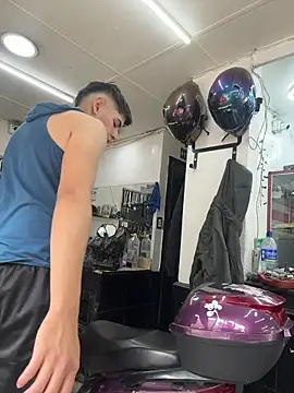 Snapshot of Johan_stick chatting on 12-22-25, 03:56 Johan stick online show from 12-22-25, 03:56