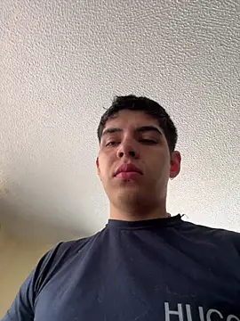 Snapshot of Johan_stick chatting on 01-05-26, 05:49 Johan stick online show from 01-05-26, 05:49