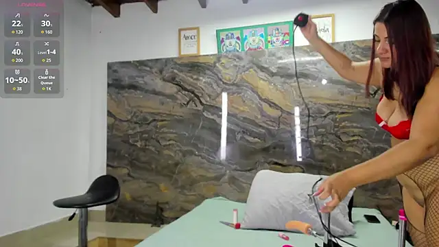 Evy connor online show from 12-04-25, 11:31