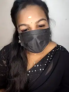 Snapshot of Tamil_Shara chatting on 02-17-26, 04:04 Tamil Shara online show from 02-17-26, 04:04