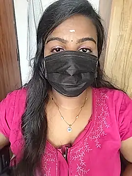 Snapshot of Tamil_Shara chatting on 07-20-26, 10:39 Tamil Shara online show from 07-20-26, 10:39