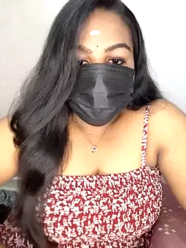 Snapshot of Tamil_Shara chatting on 02-22-26, 05:14 Tamil Shara online show from 02-22-26, 05:14