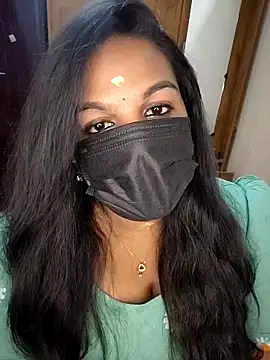 Snapshot of Tamil_Shara chatting on 02-12-26, 05:45 Tamil Shara online show from 02-12-26, 05:45